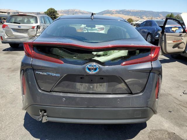JTDKARFPXJ3093933 - 2018 TOYOTA PRIUS PRIM CHARCOAL photo 6