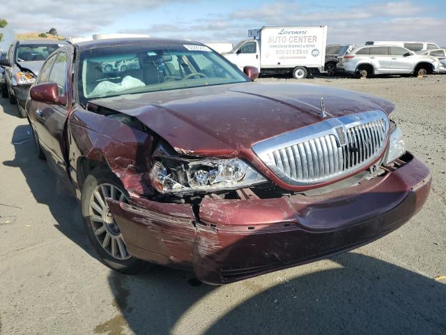 1LNHM81W43Y616858 - 2003 LINCOLN TOWN CAR EXECUTIVE BURGUNDY photo 4