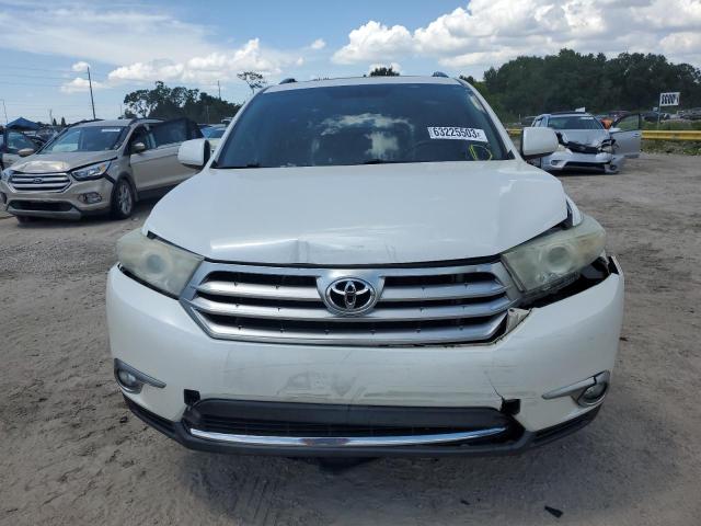 5TDZK3EH4CS069826 - 2012 TOYOTA HIGHLANDER BASE WHITE photo 5