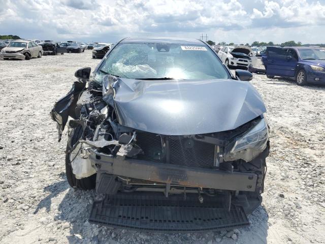 2T1BURHE5JC038221 - 2018 TOYOTA COROLLA L GRAY photo 5