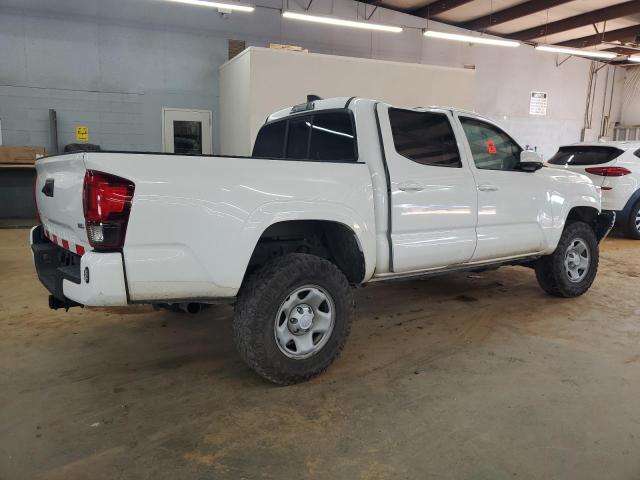 3TMCZ5AN4NM525643 - 2022 TOYOTA TACOMA DOUBLE CAB WHITE photo 3