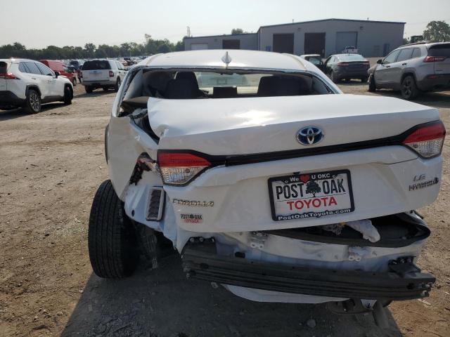 JTDBCMFE4R3041415 - 2024 TOYOTA COROLLA LE WHITE photo 6