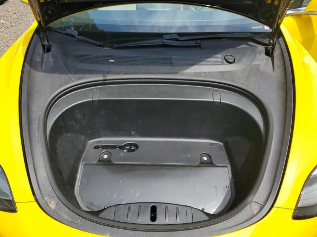 5YJ3E1EB6JF147263 - 2018 TESLA MODEL 3 黄色 照片 12