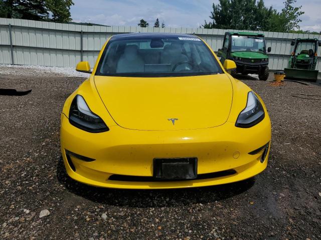 5YJ3E1EB6JF147263 - 2018 TESLA MODEL 3 黄色 照片 5