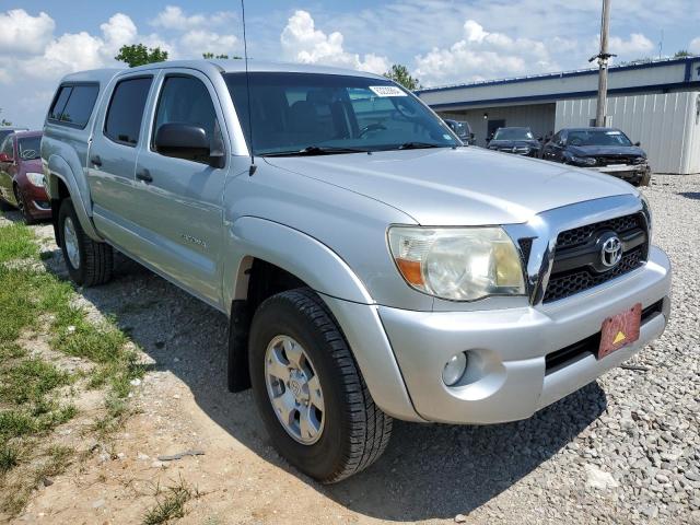 3TMJU4GN9BM116475 - 2011 TOYOTA TACOMA DOUBLE CAB PRERUNNER SILVER photo 4