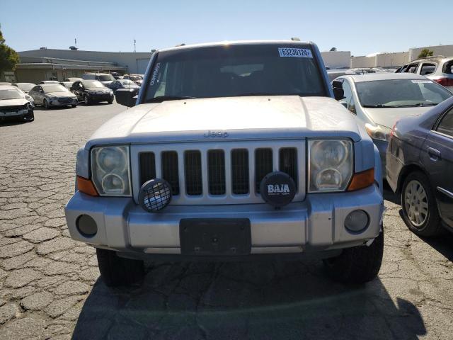 1J8HH48N56C157008 - 2006 JEEP COMMANDER SILVER photo 5