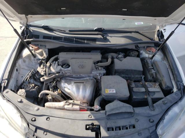 4T1BF1FK9HU748591 - 2017 TOYOTA CAMRY LE WHITE photo 11