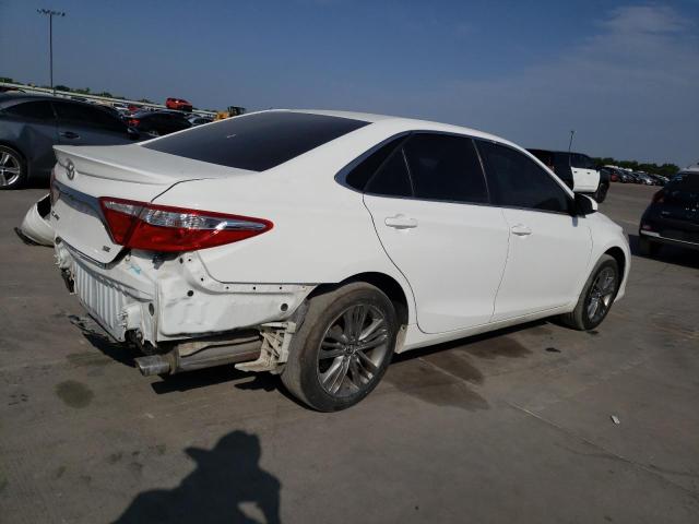 4T1BF1FK9HU748591 - 2017 TOYOTA CAMRY LE WHITE photo 3