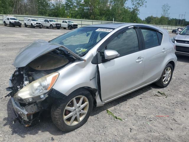 2013 TOYOTA PRIUS C, null