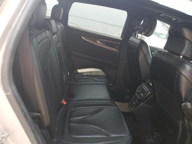 2LMPJ6LR0HBL20387 - 2017 LINCOLN MKX RESERVE Արծաթագույն լուսանկար 11