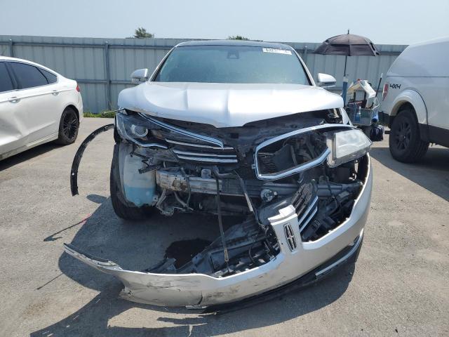2LMPJ6LR0HBL20387 - 2017 LINCOLN MKX RESERVE Արծաթագույն լուսանկար 5