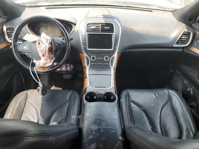 2LMPJ6LR0HBL20387 - 2017 LINCOLN MKX RESERVE Արծաթագույն լուսանկար 8