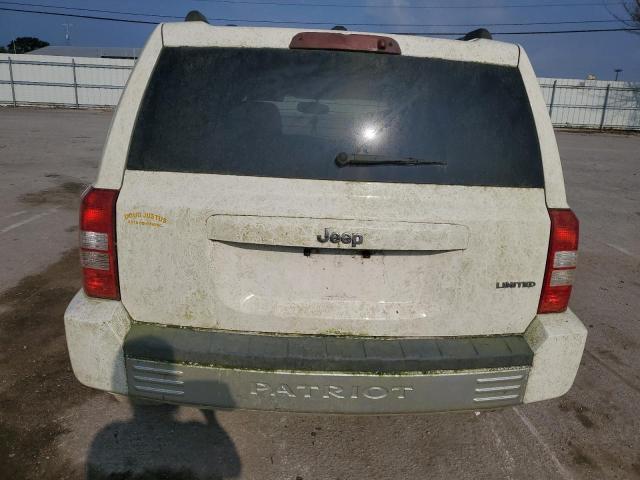 1J8FT48W08D518852 - 2008 JEEP PATRIOT LIMITED WHITE photo 6