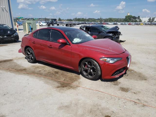 ZARFAECN9J7564143 - 2018 ALFA ROMEO GIULIA TI RED photo 4