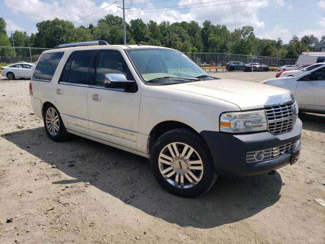 5LMFU28587LJ18468 - 2007 LINCOLN NAVIGATOR 白色 照片 4