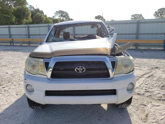 5TEUU42N46Z165399 - 2006 TOYOTA TACOMA ACCESS CAB WHITE photo 5