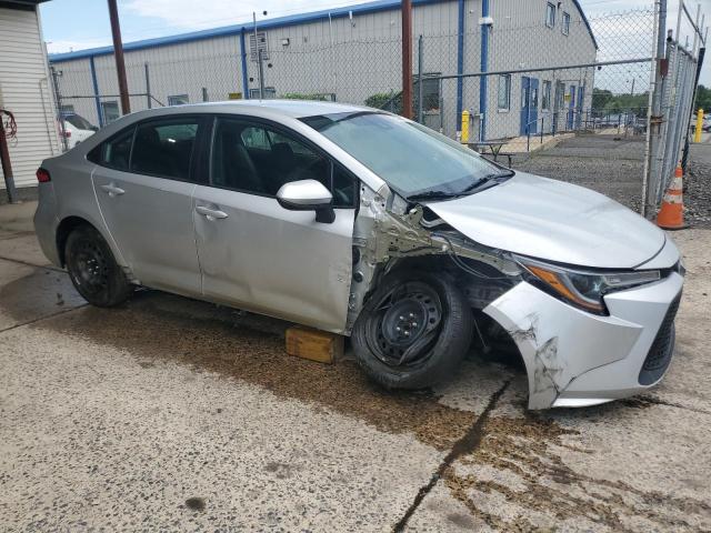 5YFEPMAE6NP276442 - 2022 TOYOTA COROLLA LE ვერცხლისფერი ფოტო 4