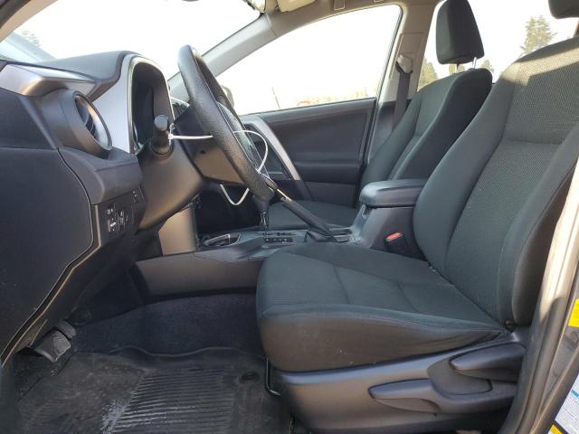JTMBFREV7JJ743704 - 2018 TOYOTA RAV4 LE GRAY photo 7