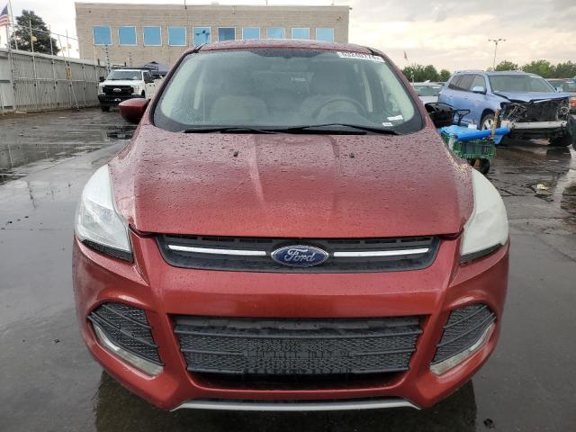 1FMCU9GXXFUC12555 - 2015 FORD ESCAPE SE RED photo 5