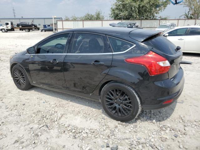 1FAHP3M22CL423862 - 2012 FORD FOCUS SEL BLACK photo 2