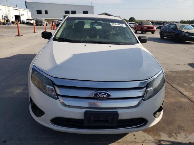 3FAHP0GA4CR156369 - 2012 FORD FUSION S WHITE photo 5