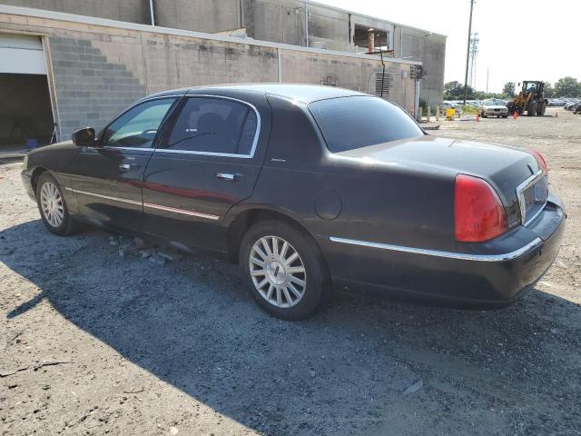 1LNHM81W04Y687363 - 2004 LINCOLN TOWN CAR EXECUTIVE BLACK photo 2