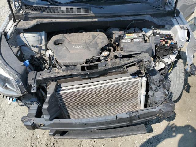 KNDJN2A27G7851067 - 2016 KIA SOUL SILVER photo 11