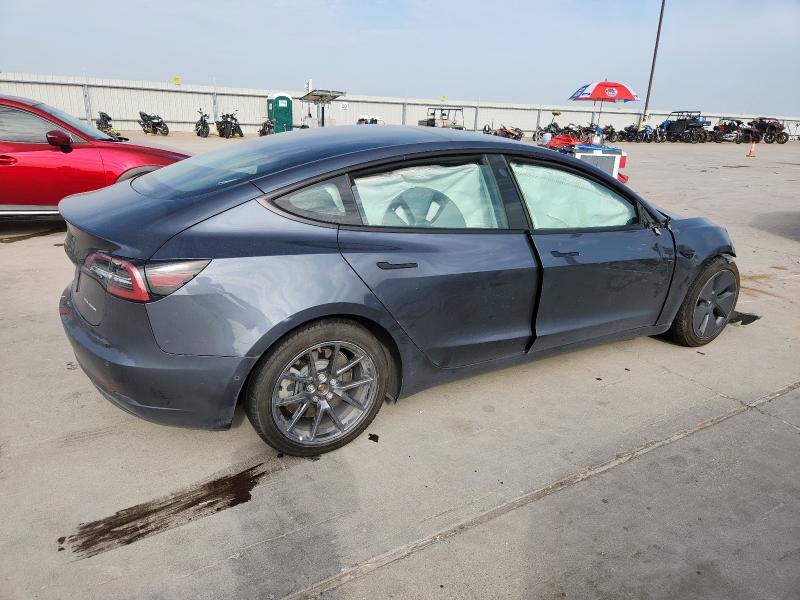 5YJ3E1EB0NF250930 - 2022 TESLA MODEL 3 Gri fotoğraf 3