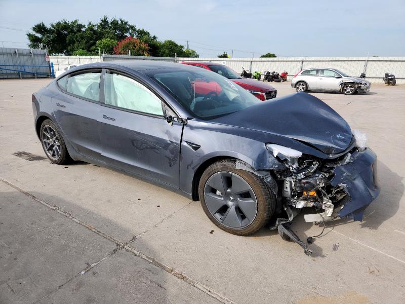 5YJ3E1EB0NF250930 - 2022 TESLA MODEL 3 Gri fotoğraf 4