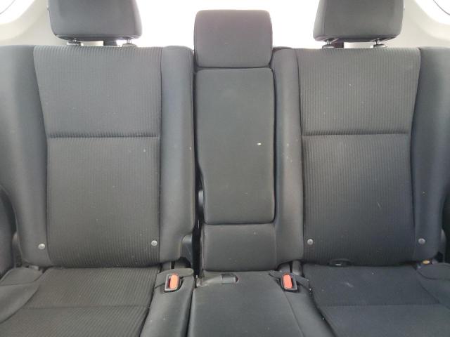 2T3ZFREV1HW337038 - 2017 TOYOTA RAV4 LE 红色 照片 10