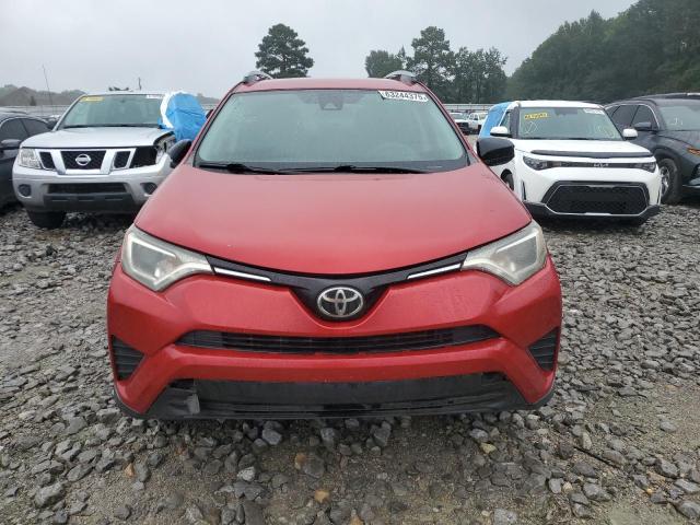 2T3ZFREV1HW337038 - 2017 TOYOTA RAV4 LE 红色 照片 5