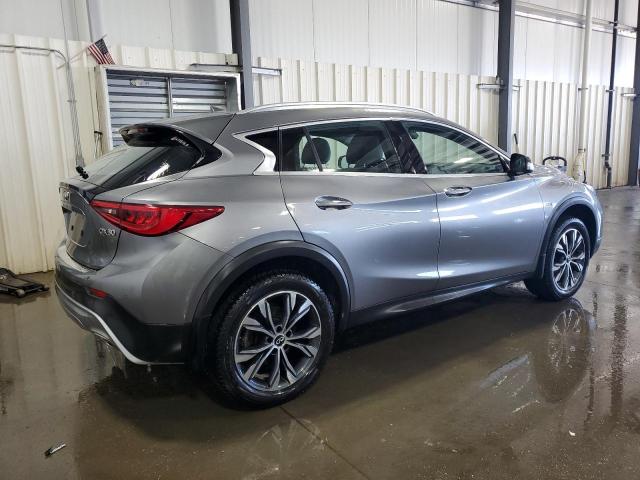 SJKCH5CR4HA032661 - 2017 INFINITI QX30 BASE Grau Foto 3
