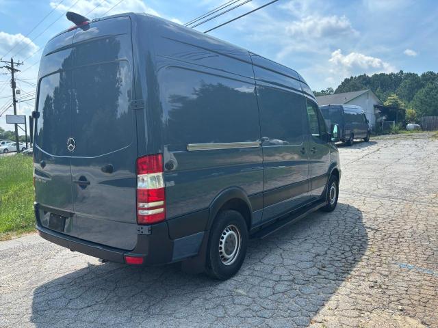 WD3PE7CD4JP631084 - 2018 MERCEDES-BENZ SPRINTER 2500 Niebieski zdjęcie 4
