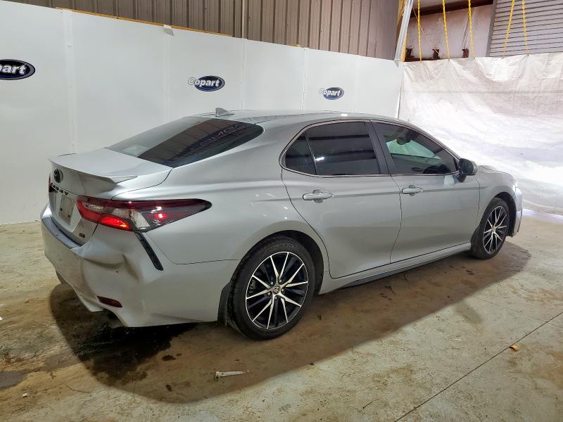 4T1G11AK1RU260524 - 2024 TOYOTA CAMRY SE NIGHT SHADE SILVER photo 3