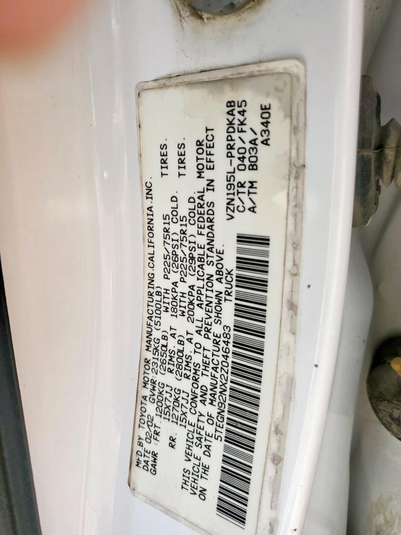 5TEGN92NX2Z046483 - 2002 TOYOTA TACOMA DOUBLE CAB PRERUNNER WHITE photo 12