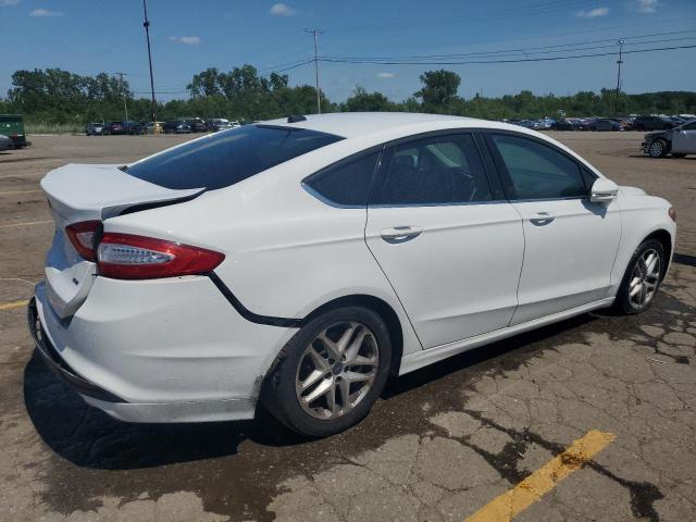 3FA6P0H73GR367305 - 2016 FORD FUSION SE WHITE photo 3