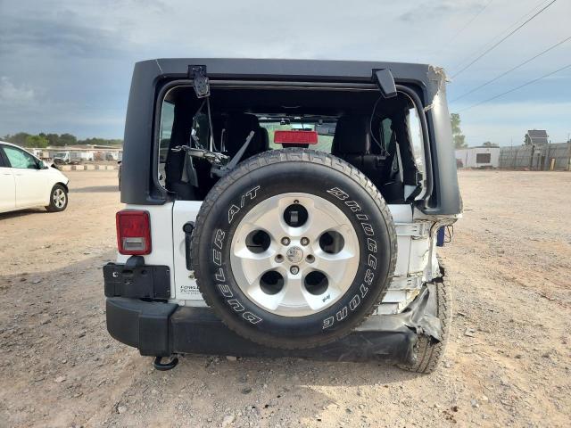 1C4BJWEG3DL655675 - 2013 JEEP WRANGLER U SAHARA თეთრი ფოტო 6