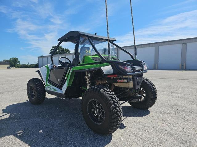 4UF14MPV5ET301900 - 2014 OTHER OTHER Grün Foto 3