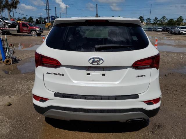 5NMZT3LB6JH055373 - 2018 HYUNDAI SANTA FE S WHITE photo 6