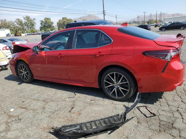 4T1G31AK0PU048897 - 2023 TOYOTA CAMRY SE NIGHT SHADE RED photo 2