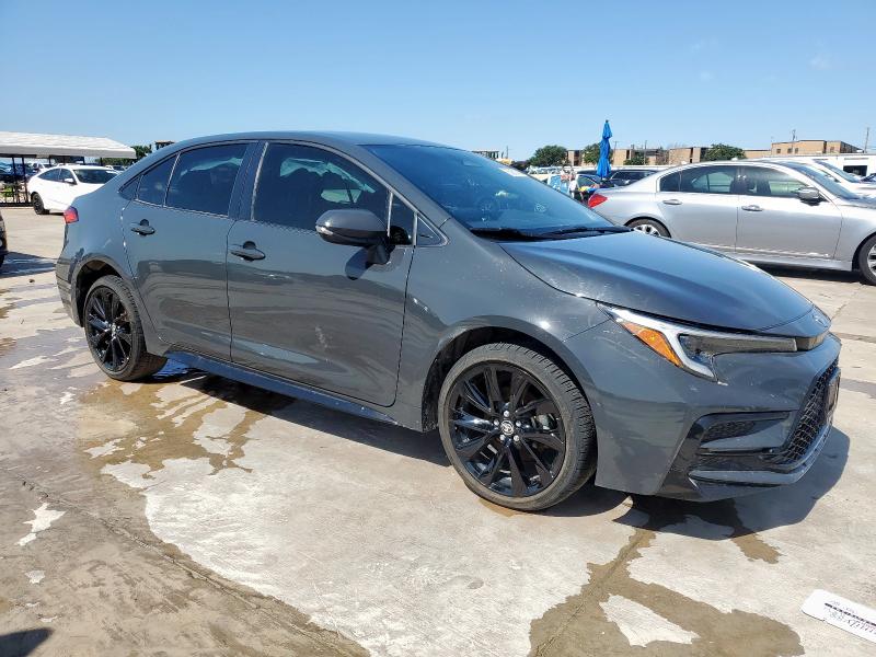 JTDBCMFE9P3026096 - 2023 TOYOTA COROLLA LE Մոխրագույն լուսանկար 4