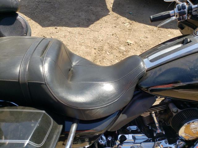 1HD1FC4118Y645565 - 2008 HARLEY-DAVIDSON FLHTCUI 黑色 照片 5