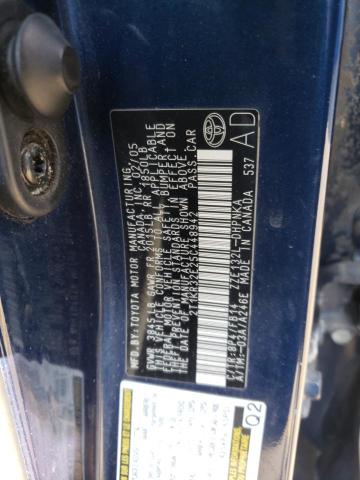2T1KR32E25C448942 - 2005 TOYOTA MATRIX XR BLUE photo 12