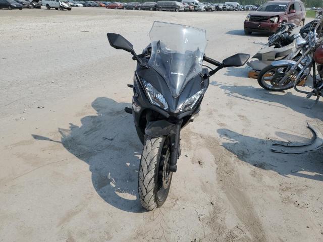 JKAEXEJ12HDA01352 - 2017 KAWASAKI EX650 J შავი ფოტო 2