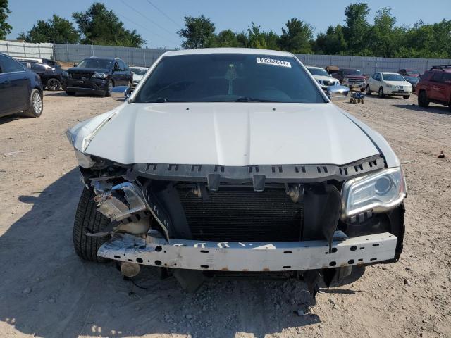 2C3CA5CG4BH561255 - 2011 CHRYSLER 300 LIMITED WHITE photo 5