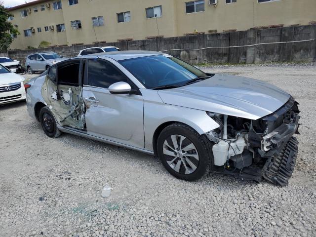 1N4BL4BV5NN317997 - 2022 NISSAN ALTIMA S SILVER photo 4