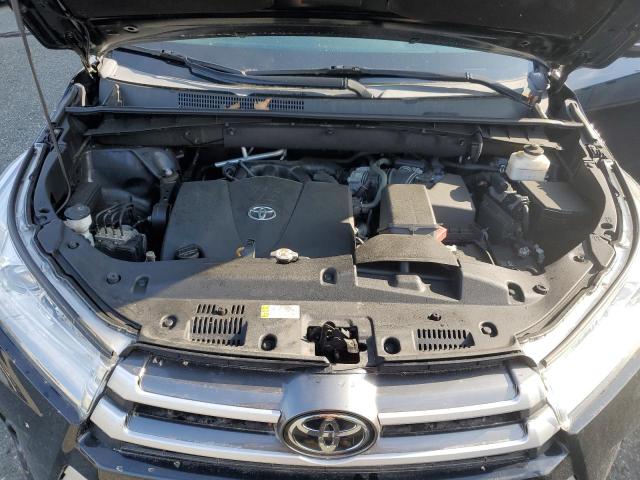 5TDJZRFH7KS729169 - 2019 TOYOTA HIGHLANDER SE შავი ფოტო 12