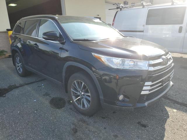 5TDJZRFH7KS729169 - 2019 TOYOTA HIGHLANDER SE შავი ფოტო 4