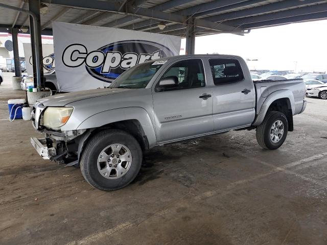 3TMJU4GN6BM114568 - 2011 TOYOTA TACOMA DOUBLE CAB PRERUNNER SILVER photo 1