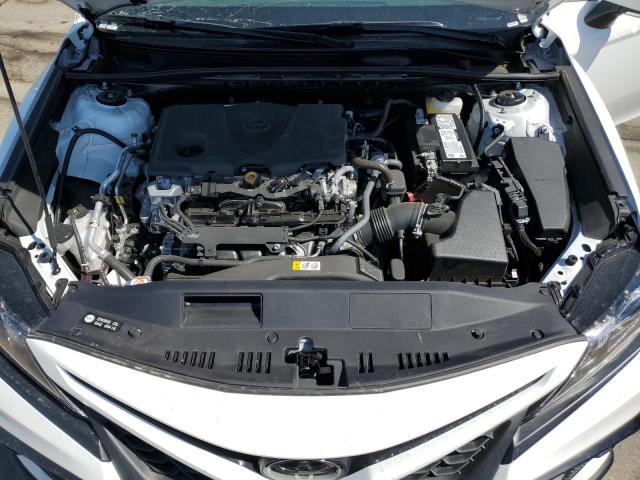 4T1G11AK1RU888082 - 2024 TOYOTA CAMRY SE NIGHT SHADE WHITE photo 11